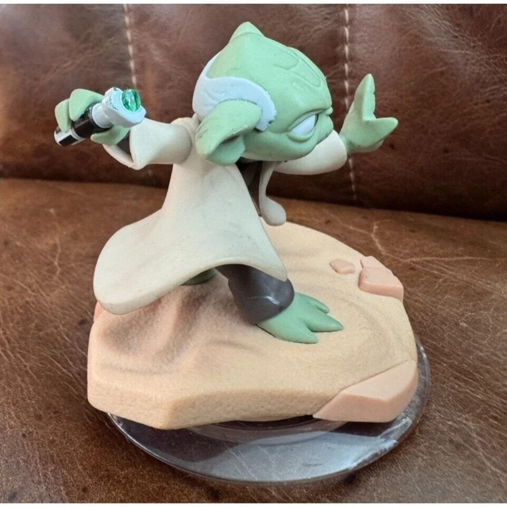 Disney Infinity 3.0‎ Star Wars Yoda Character Figure Damaged